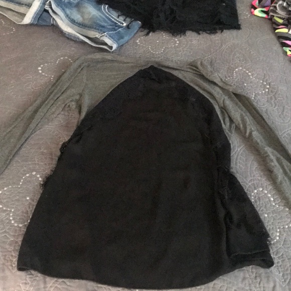 Pretty back long sleeves T-shirt - Picture 4 of 7